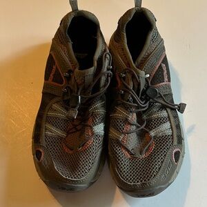 Women’s Teva Brown Athletic Shoes